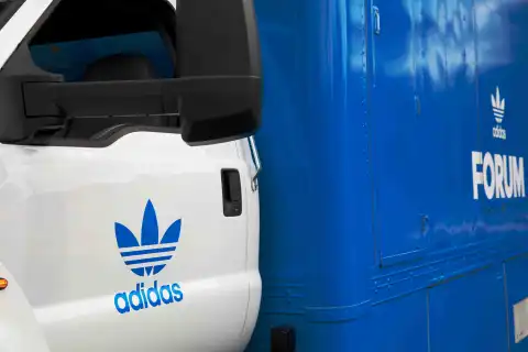 adidas gazelle silver green womens Boxing shoes Adidas Box Hog 2 Black-white main image 0